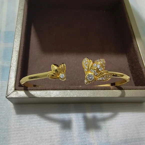 CHAUMET Bee-Shaped Bangle
